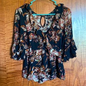 Miss Me - size small, fits true to size!